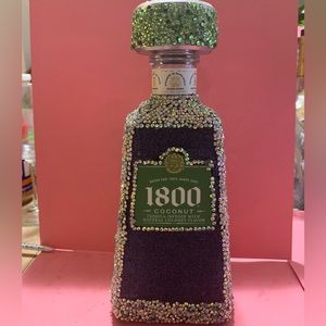 1800 Coconut Tequilla Bottle